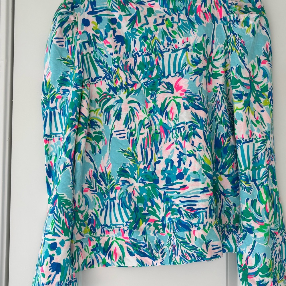 Lilly Pulitzer NWOT Jasen Sweatshirt Multicolor‎ Tropical Print - Picture 2 of 3